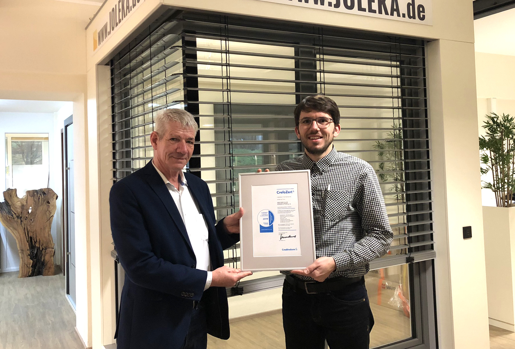 Zertifiziert durch Creditreform Zertifiziert durch Creditreform