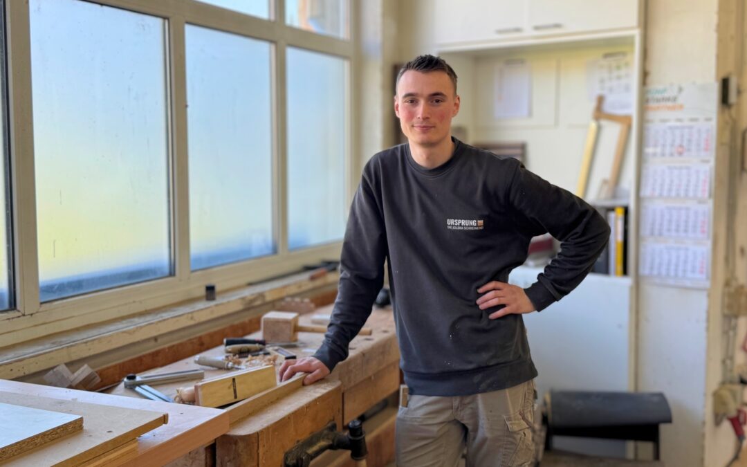Neuer Geselle für die Schreinerei URSPRUNG: Justin Ville aus Rockeskyll